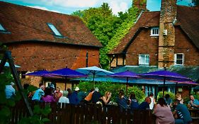 Hursley Rooms - The Dolphin